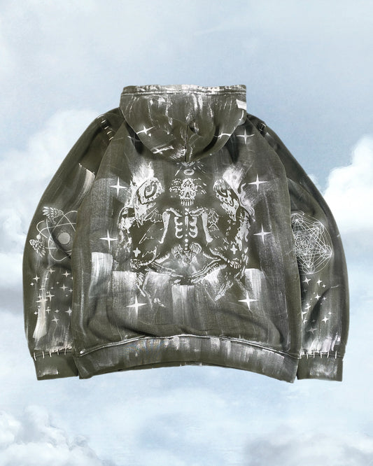 I focus on the present moment (L)