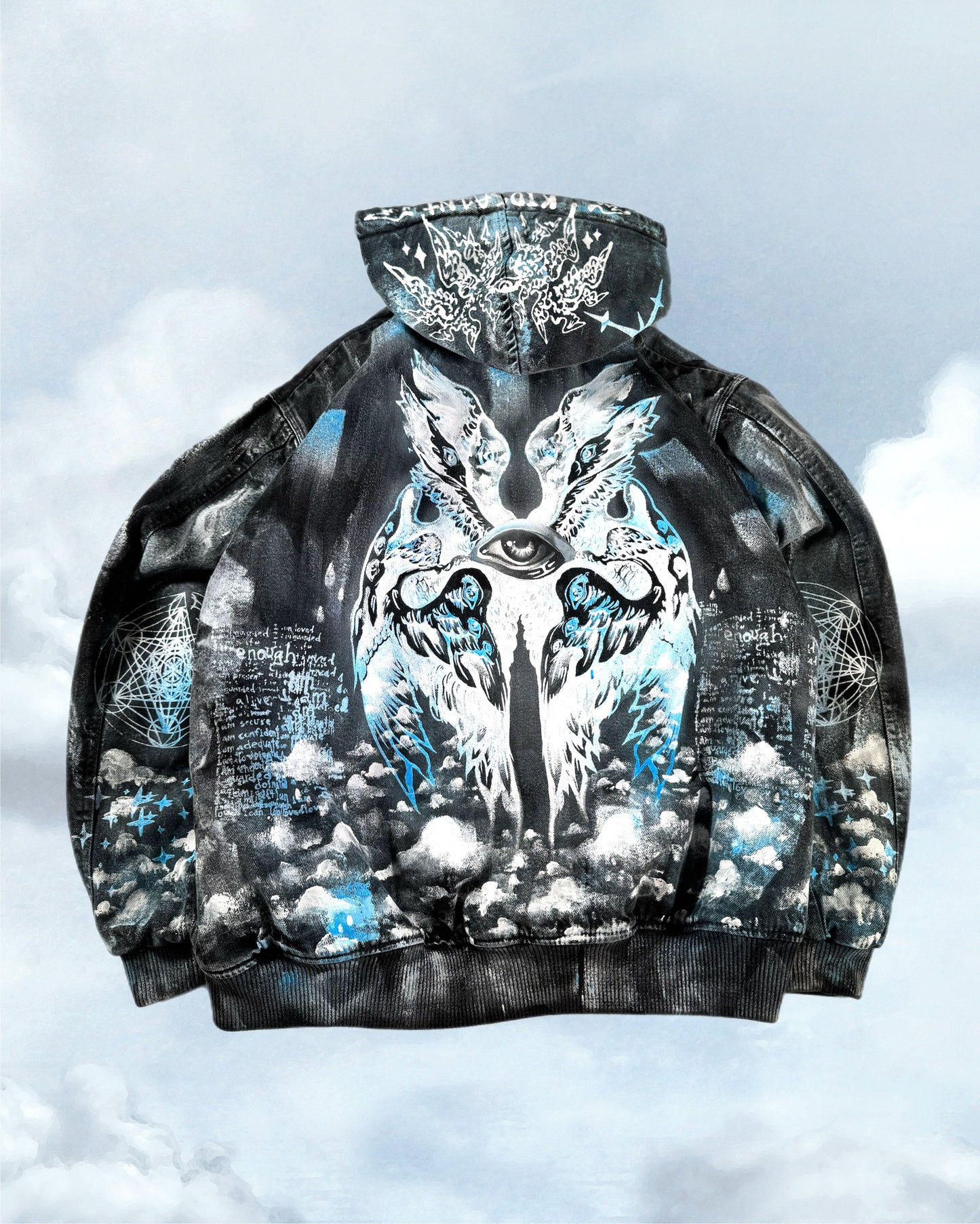 I carry magic that can’t be measured (XL)