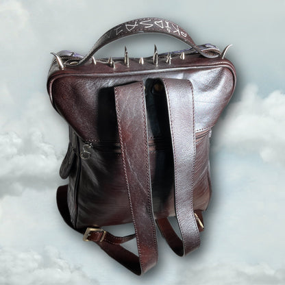 SHADOW GUARDIAN (leather backpack)