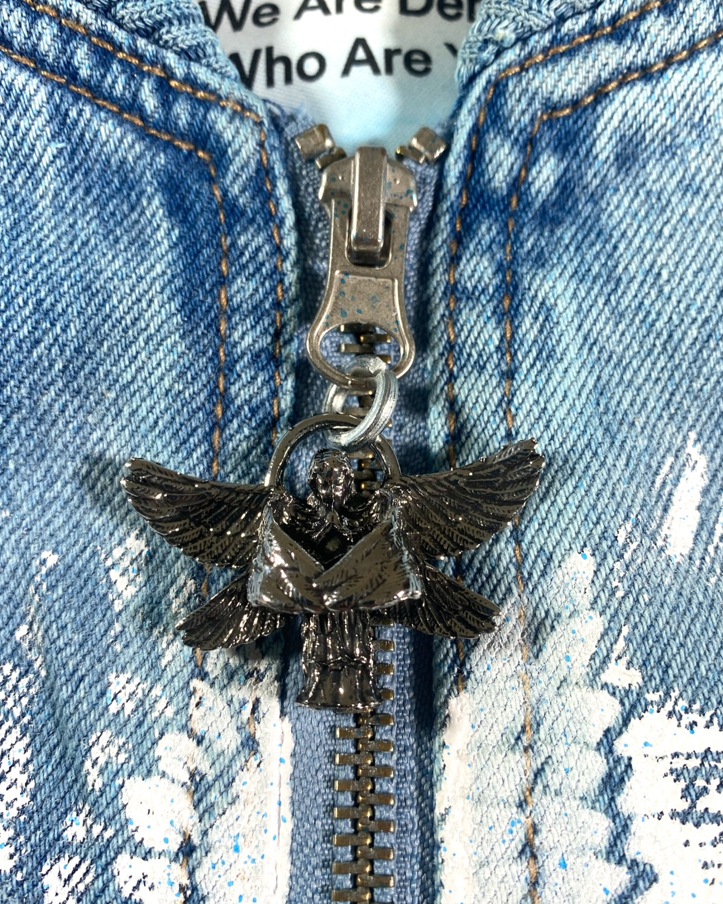 I am allowed to shine without apologizing (oversized S)