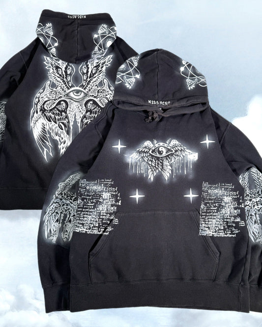 I feel happy knowing that there are great experiences waiting for me (L)