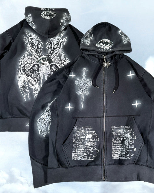 I am learning that being myself creates real connection (XL)